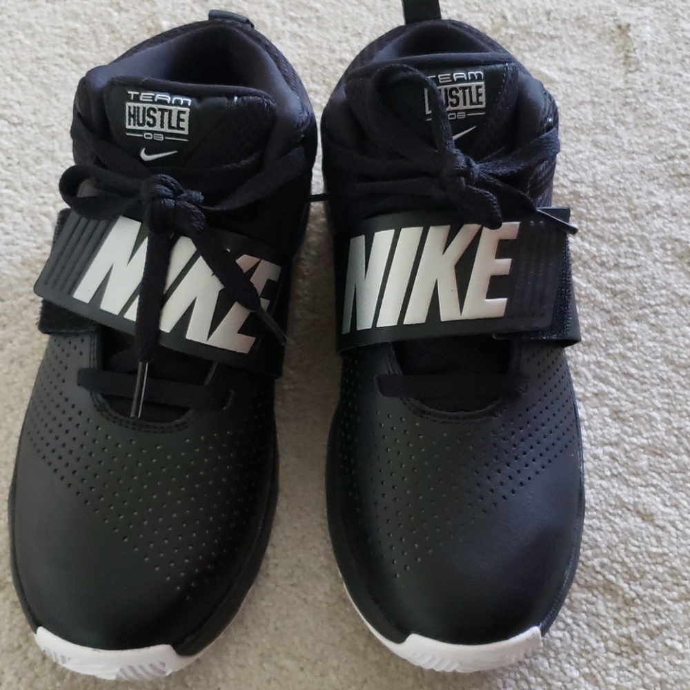 Brand New Never worn Nike Boy's Basketball Shoes